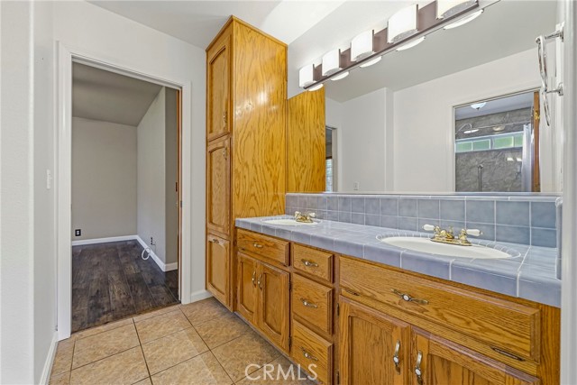 Detail Gallery Image 9 of 64 For 2117 Julia, Atwater,  CA 95301 - 4 Beds | 3 Baths