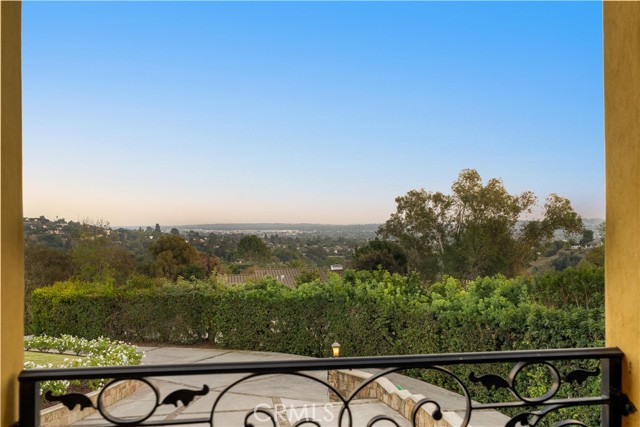 Detail Gallery Image 55 of 66 For 607 West, La Habra Heights,  CA 90631 - 5 Beds | 4 Baths