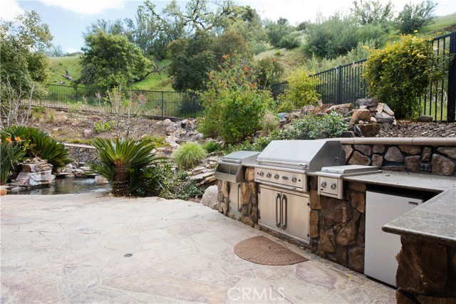 Detail Gallery Image 38 of 56 For 1235 Vintage Oak St, Simi Valley,  CA 93063 - 5 Beds | 4/1 Baths