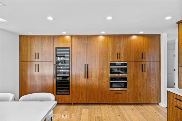 2335 Hillview Drive, Laguna Beach CA: https://media.crmls.org/medias/21210880-3b33-48f0-9616-d2b95f9a4a1b.jpg