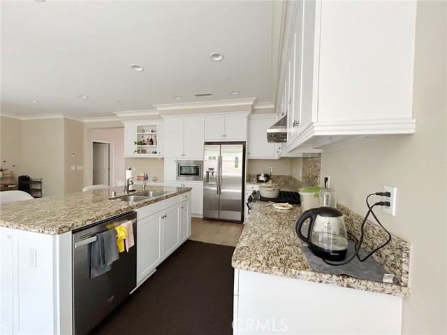 Detail Gallery Image 6 of 32 For 59 Coleridge, Irvine,  CA 92620 - 3 Beds | 2/1 Baths