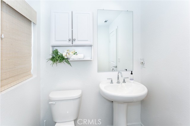 12914 Oliana Drive, La Mirada CA: https://media.crmls.org/medias/21218a5b-d1e1-40f2-be92-8720e96bb92b.jpg
