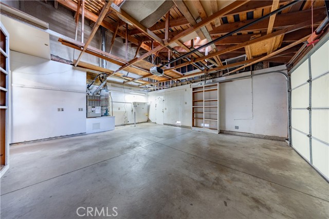 29 Farragut, Irvine CA: https://media.crmls.org/medias/2121d710-cd5a-4e50-8832-bf11319d321f.jpg