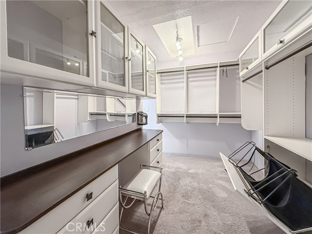 Detail Gallery Image 18 of 22 For 1814 Glenview Ave, Simi Valley,  CA 93063 - 4 Beds | 2/1 Baths