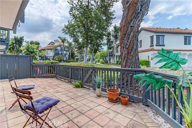 40 Lobelia, Rancho Santa Margarita CA: https://media.crmls.org/medias/21226c06-3b51-44ba-8c2d-c426c74fe2da.jpg