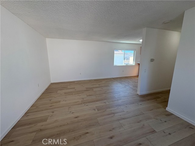 Detail Gallery Image 6 of 18 For 17061 Evergreen Cir #D,  Huntington Beach,  CA 92647 - 1 Beds | 1 Baths