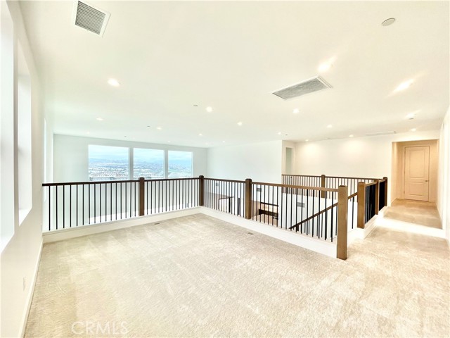 Detail Gallery Image 15 of 40 For 27533 Elderberry Dr, Valencia,  CA 91381 - 5 Beds | 5/1 Baths