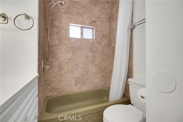 1180 Camino Del Rancho, Hemet CA: https://media.crmls.org/medias/21230dad-6e94-4cd9-afec-0e61f650da55.jpg