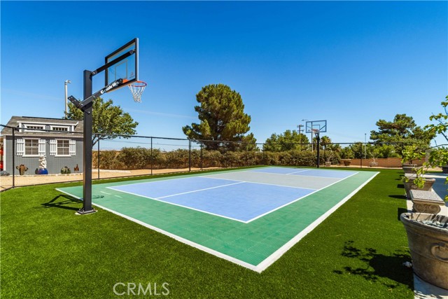 Detail Gallery Image 34 of 48 For 6151 Hickory St, Palmdale,  CA 93551 - 4 Beds | 2 Baths