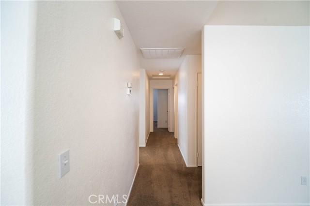 Detail Gallery Image 10 of 19 For 13125 Georgetown Ln, Victorville,  CA 92392 - 3 Beds | 2 Baths