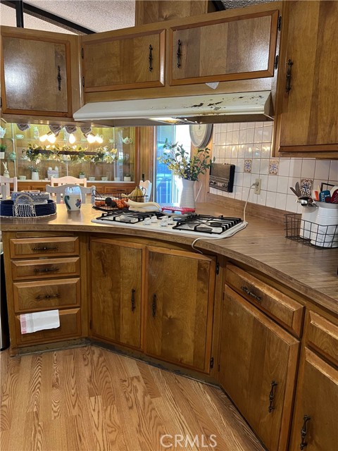 27701 Murrieta Road, Menifee CA: https://media.crmls.org/medias/2124da14-98b0-4b4a-91ca-b2a38b8601bc.jpg