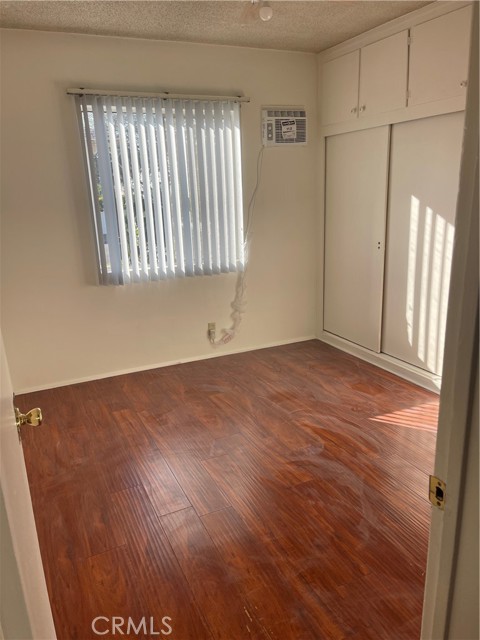 Detail Gallery Image 2 of 6 For 15 Los Higos #E,  Alhambra,  CA 91801 - 2 Beds | 1 Baths