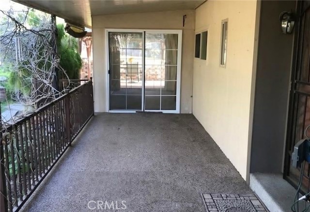 Detail Gallery Image 4 of 9 For 3909 Reche Rd #112,  Fallbrook,  CA 92028 - 2 Beds | 2 Baths