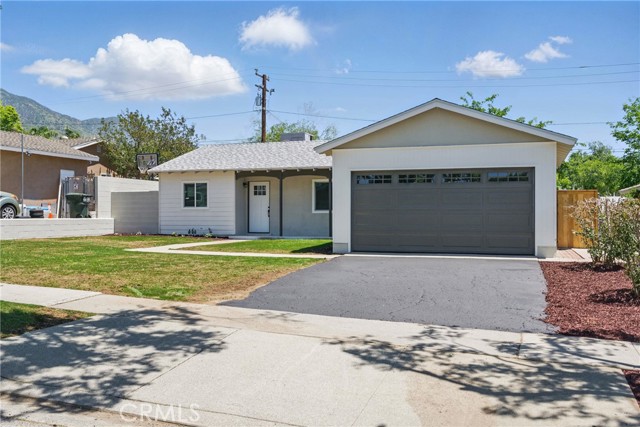 Detail Gallery Image 2 of 32 For 5105 Acacia Ave, San Bernardino,  CA 92407 - 3 Beds | 2 Baths