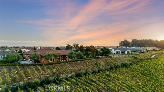 1175 Danielle Court, Nipomo CA: https://media.crmls.org/medias/212873ee-1f13-4234-9713-46ec5df72be3.jpg