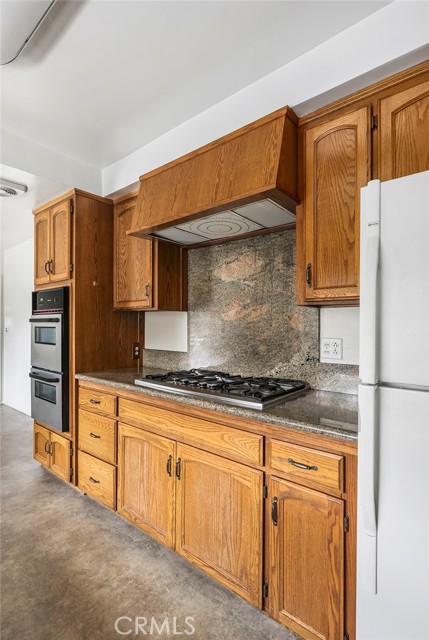 4600 Santa Lucia Drive photo 6