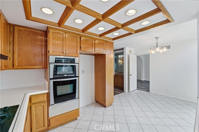 Detail Gallery Image 7 of 19 For 20430 via Madrid, Yorba Linda,  CA 92886 - 3 Beds | 2/1 Baths