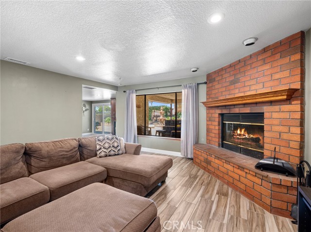 Detail Gallery Image 21 of 61 For 9150 Boxwood Ave, Fontana,  CA 92335 - 3 Beds | 2 Baths
