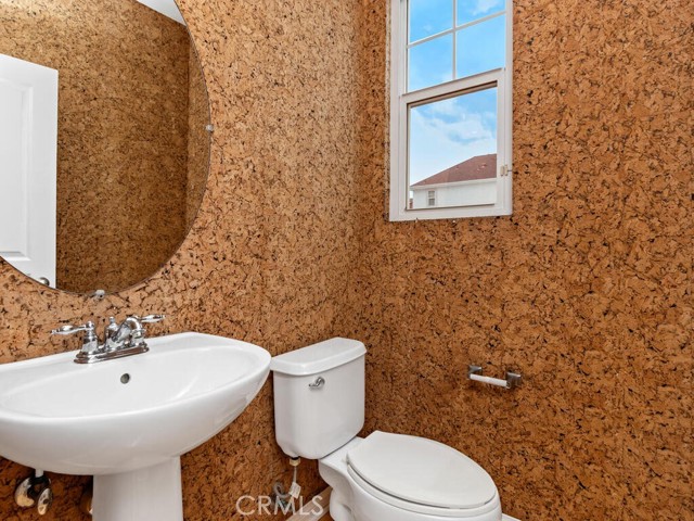 Detail Gallery Image 34 of 38 For 815 Harbor Cliff Way #239,  Oceanside,  CA 92054 - 3 Beds | 3/1 Baths