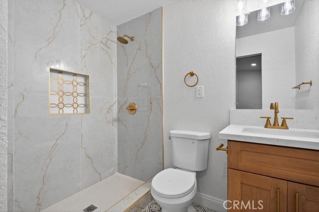 Detail Gallery Image 26 of 49 For 4392 Elm, Long Beach,  CA 90807 - 4 Beds | 2 Baths