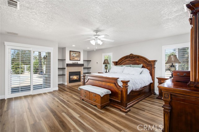 Detail Gallery Image 33 of 72 For 10978 El Centro Rd, Oak Hills,  CA 92344 - 4 Beds | 3 Baths