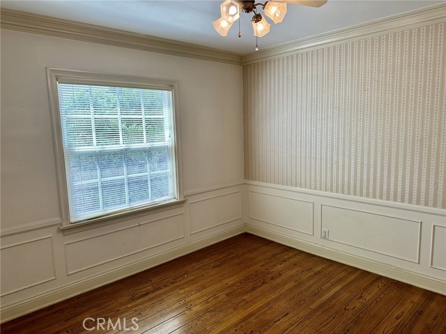 Detail Gallery Image 10 of 25 For 15453 Greenleaf St, Sherman Oaks,  CA 91403 - 2 Beds | 1/1 Baths