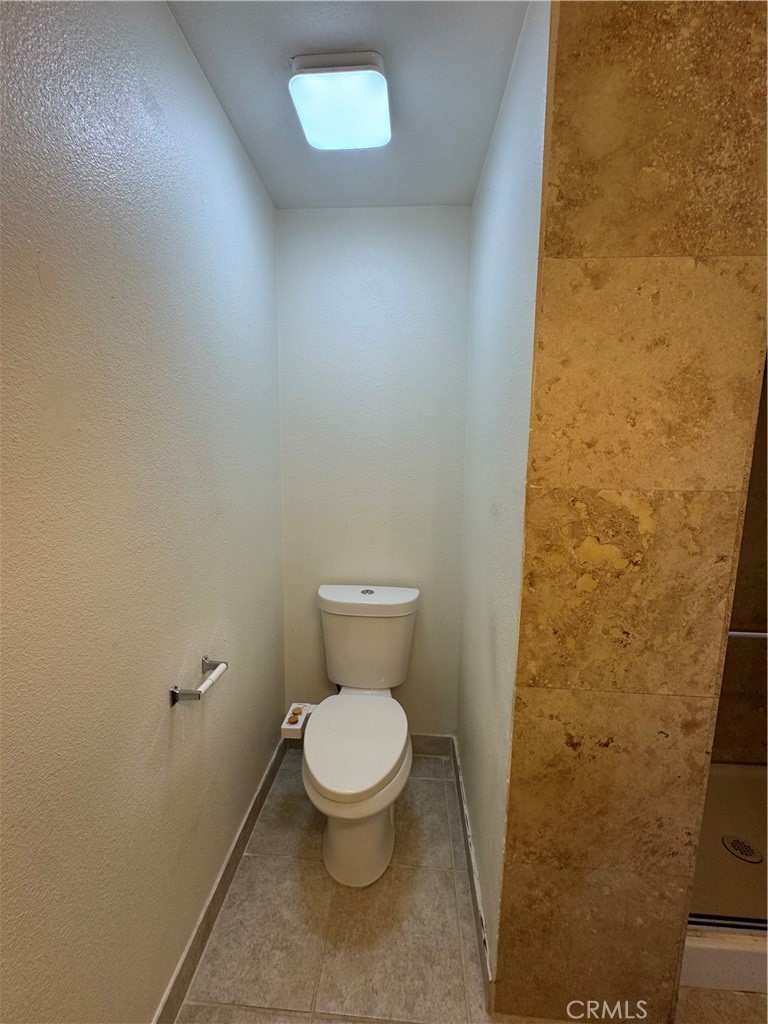 https://media.crmls.org/medias/212a3573-d504-4384-a78c-e61e06c49a2a.jpg?preset=X-Large