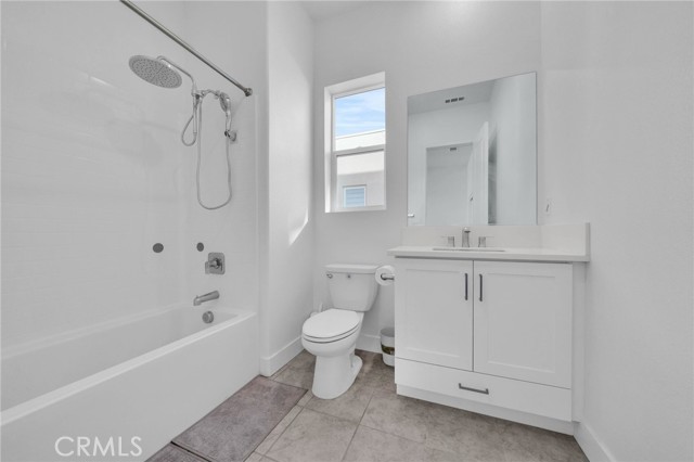 Detail Gallery Image 20 of 46 For 27216 Coyote Bush Ct, Valencia,  CA 91381 - 4 Beds | 5 Baths