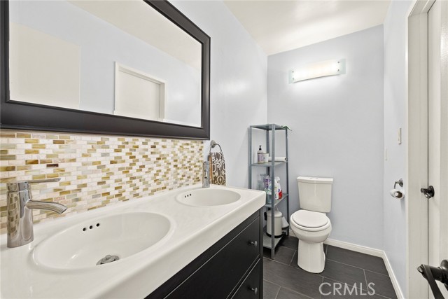 Detail Gallery Image 20 of 31 For 410 N Alhambra Ave #E,  Monterey Park,  CA 91755 - 2 Beds | 1/1 Baths