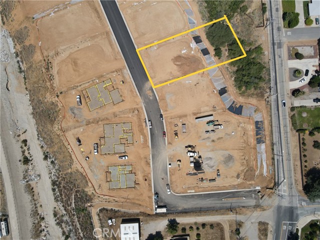 35886 Wildwood Crest Drive, Yucaipa CA: https://media.crmls.org/medias/212aac36-f8a5-4f72-95a4-ed4281835d5a.jpg
