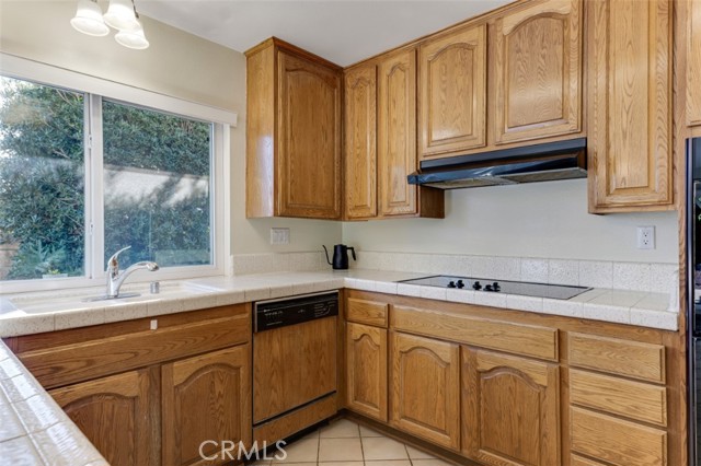 Detail Gallery Image 11 of 40 For 17567 Doric St, Granada Hills,  CA 91344 - 3 Beds | 2 Baths