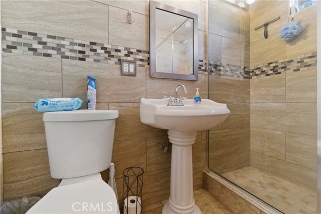 Detail Gallery Image 22 of 42 For 9824 Linden Ave, Bloomington,  CA 92316 - 3 Beds | 2 Baths