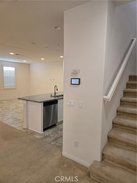 Detail Gallery Image 12 of 30 For 11014 via Del Corso, Riverside,  CA 92505 - 4 Beds | 3 Baths