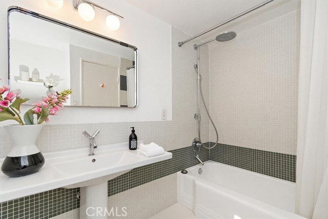 Detail Gallery Image 22 of 50 For 1106 E 45th Way, Long Beach,  CA 90807 - 3 Beds | 2 Baths