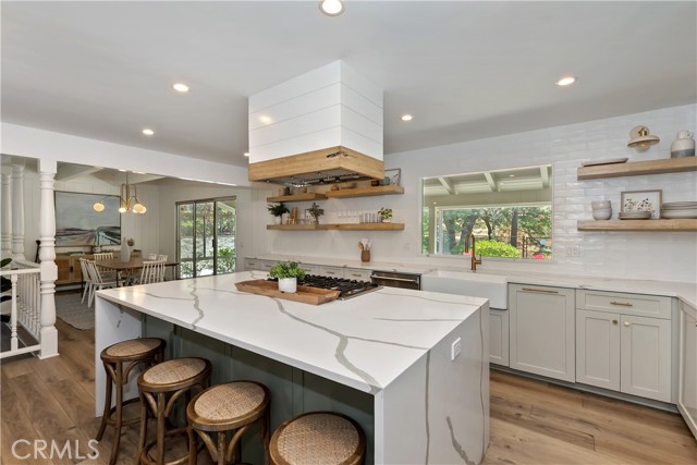 Detail Gallery Image 16 of 70 For 1211 Yellowstone Dr, Lake Arrowhead,  CA 92352 - 4 Beds | 5 Baths