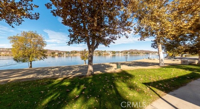 29981 White Wake Drive, Canyon Lake, California 92587, 3 Bedrooms Bedrooms, ,2 BathroomsBathrooms,Residential,For Sale,29981 White Wake Drive,CROC24213526