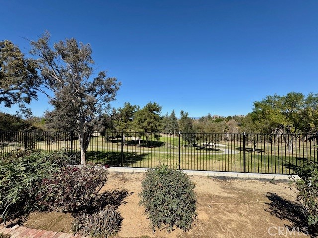 1415 Via Vallarta, Riverside CA: https://media.crmls.org/medias/212d7e23-1aa7-42fb-8b81-26e1f1791376.jpg