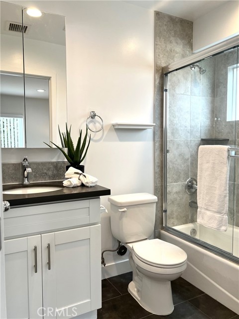 3527 Siskiyou, Los Angeles CA: https://media.crmls.org/medias/212dbb01-bb8d-4f53-8d5c-a939868ade80.jpg