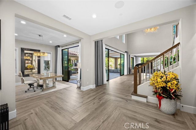 Detail Gallery Image 6 of 62 For 107 Clear Falls, Irvine,  CA 92602 - 5 Beds | 5/1 Baths