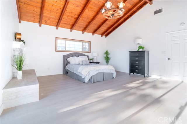 Detail Gallery Image 10 of 38 For 9821 S 8th Ave, Inglewood,  CA 90305 - 3 Beds | 2 Baths