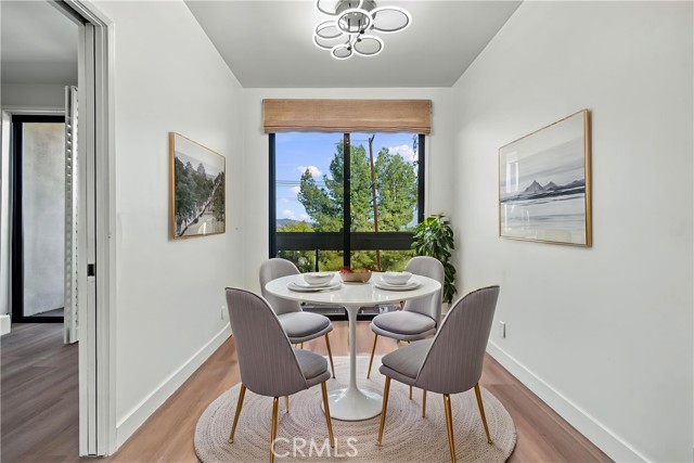 17140 Burbank, 207 photo 8