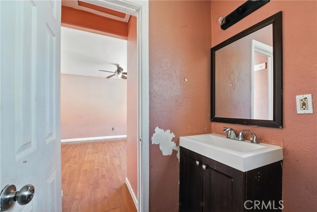 Detail Gallery Image 15 of 39 For 1271 W 19th St, San Bernardino,  CA 92411 - 4 Beds | 2 Baths