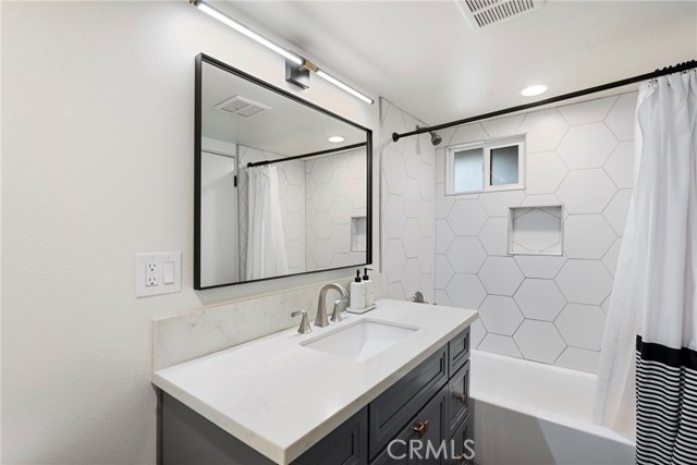Detail Gallery Image 10 of 27 For 15373 San Ardo Dr, La Mirada,  CA 90638 - 3 Beds | 2 Baths
