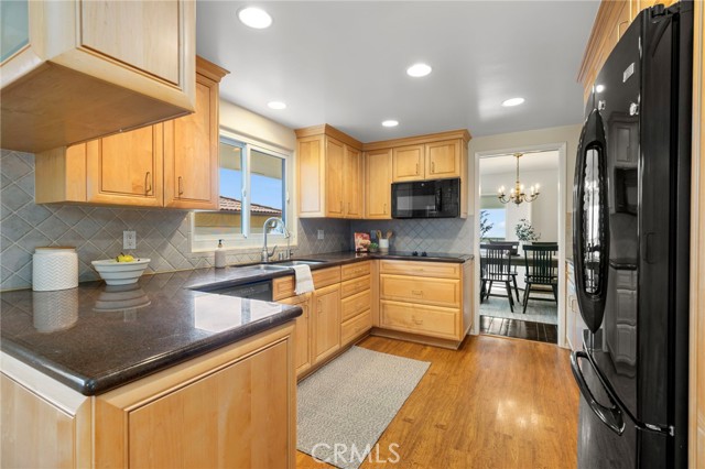 30032 Avenida Esplendida, Rancho Palos Verdes, California 90275, 4 Bedrooms Bedrooms, ,1 BathroomBathrooms,Residential,For Sale,Avenida Esplendida,SB26097299