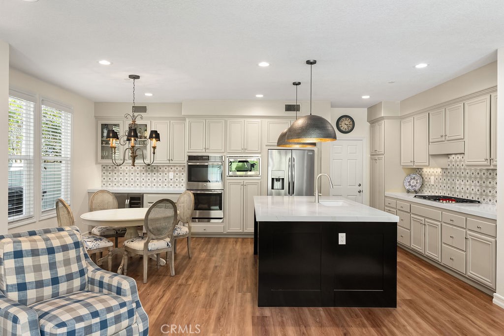 21313ccd 9c96 4cfe B442 040493a21b8a