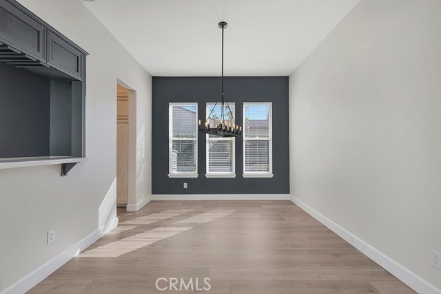 Detail Gallery Image 7 of 27 For 5853 Spirit Lake Ct, Simi Valley,  CA 93063 - 4 Beds | 3/1 Baths