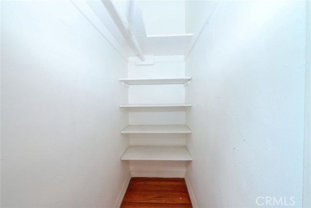 902 S Marengo Avenue, Pasadena CA: https://media.crmls.org/medias/2131a3e1-3bf4-40ea-9245-f47bfdc52ad2.jpg