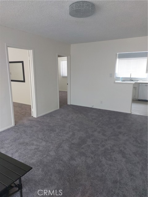 Detail Gallery Image 10 of 24 For 1891 Buckingham Rd #1,  Los Angeles,  CA 90019 - 3 Beds | 2 Baths