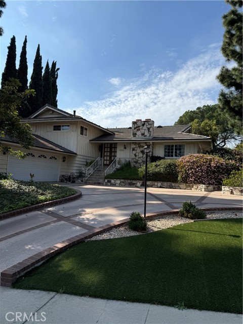 Detail Gallery Image 2 of 8 For 8719 Lindante, Whittier,  CA 90603 - 5 Beds | 4 Baths