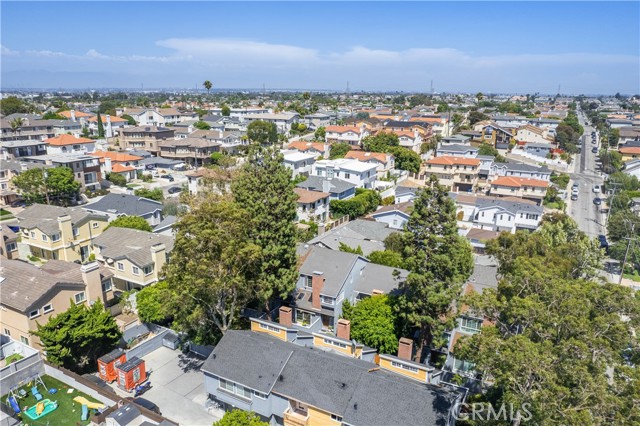 1917 Nelson Avenue, Redondo Beach, California 90278, 3 Bedrooms Bedrooms, ,2 BathroomsBathrooms,Residential,Sold,Nelson,SB22174600